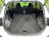 普段のお買い物や通勤、送迎等に十分な荷室スペースを確保しております。セカンドシートを倒すと、大きな荷物の積載も可能です♪