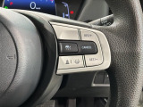 クルーズコントロールを装備しています。高速道路などで一定の速度で走ってくれるので運転が楽ですよ!速度を設定できますので、スピードの出しすぎにも注意できます。
