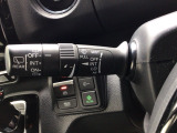 車が大好きなスタッフが心をこめて接客いたします。お客様一人一人のお車に対する思いや気持ちをうかがい、充実した時間が過ごせるよう努めます。