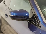 【BMWミラー】視認性の高いスタイリッシュなミラー。自動防眩機能も付いており夜間のドライビングをサポートします。