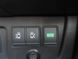 便利な両側オートスライドドアが付いてお子様やお年寄りの乗車時などで役立ちます