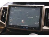純正メモリーナビ(VXM-145VFNi)搭載です!!操作性と機能性に優れているナビで、初めての道でも安心・快適なドライブをサポートします!