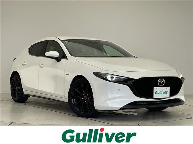 MAZDA3ファストバック 1.5 15S 100周年特別記念車 修復歴無し