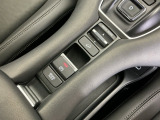 パーキングブレーキはスマートな電子制御式と合わせて渋滞時等にブレーキペダルから足を離しても停車状態を保持してくれるオートブレーキホールド機能で運転が楽になります。スタートはアクセルペダルを踏むだけ