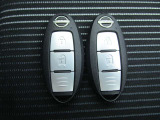 『インテリジェントキ-』機械的な鍵を使用せずに車両のドアの施錠/解錠、エンジン始動が可能なシステムです!
