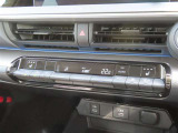 オートエアコンで車内はいつでも快適です♪