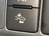 【トヨタセーフティセンス】走行中に前方の車両等を認識し、衝突しそうな時は警報とブレーキで衝突回避と被害軽減をアシスト。より安全にドライブをお楽しみいただけます。