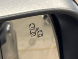 ●ブラインドアシストセンサー:視角からの車を感知し、ドライバーが車線変更を行う際に、警告音と共に注意を促してくれる安全支援機能です!