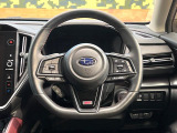 インテリアに合わせたデザインのステアリングは、運転される方のことも考え、運転しやすい形状、大きさです。是非一度、実際に触ってお確かめください。