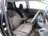 見通しのよいすっきりとした視界で、誰でも運転しやすいです。運転のしやすさは疲れにくさにも繋がりますよ♪