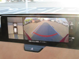 360&deg;ビューモニターを搭載しています。パーキングセンサーと合せてお使いいただくことで、安全、安心にお車の取り回しを行っていただけます。