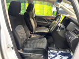 運転席シート廻りは使用感も少なく、良好な状態となっています。丁寧に使われていたことがよくわかりますね。