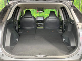 後席を格納すると、これだけの広さが!シーンに合わせたシートアレンジで、大きな荷物も積むことが出来ます♪
