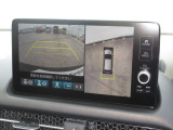 運転をしやすくする多彩な視界を手に入れるシステム。「見通しの悪い交差点での発進」「料金所などへの幅寄せ」「バック駐車」「縦列駐車」といった、多くの人が苦手意識を持ちやすいシーンで効果を発揮します。