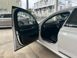 BMW Premium Selection 調布/〒182-0015東京都調布市八雲台2-14-1/TEL.042-426-1166/営業時間:10:00-18:00