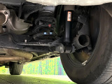 お車を安心してお乗りいただく為には、足回りの定期点検が欠かせません。サービスサポート(有償保証)では無料点検もご提供しており、安心のカーライフをお過ごしいただけるサポート体制が整っています。