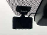 ニュースで流れる【事故の瞬間】【あおり運転】の映像は、ドライブレコーダーが録画しているからです。もしもの時の証拠映像を保存できます。