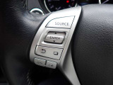 ステアリングスイッチが装備されておりステアリングから手を離す事無くオーディオ類の操作が可能ですので非常に便利です♪