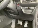 高速で便利なETCがあり、横滑りを防ぐVSAなどのスイッチは、運転席の右側、手の届きやすい位置にあります。