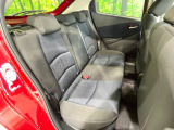 後部座席も気になるようなキズ・汚れやへたり等、大きなダメージはなく、良好な状態です。
