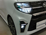 LEDヘッドライトとフォグランプのコラボです。雨や雪の日も安心!フォグランプがお車の存在を際立たせますね♪