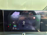 メーター内のカラーディスプレイには運転をサポートするさまざまな情報を表示します☆