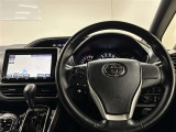 先進性と高級感あふれるコックピットを演出。誰がハンドルを握っても運転しやすい、開放的な視界が魅力です☆