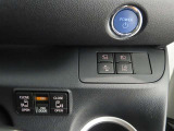 両側電動のスライドドアで楽々スムース!運転席からも開閉の操作もできます♪キーのスイッチひとつで自動開閉できる便利な機能もついてます♪