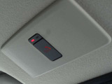 SOSコール 走行中の緊急時(病気や事故、あおり運転など)にボタンひとつでオペレーターに接続!救急や警察への連絡をサポートいたします。※使用にはお申し込みが必要です、詳しくはスタッフまで