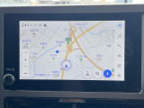 【ナビパッケージ】インテリアに溶け込むスタイリッシュな「専用設計」メーカーナビを装備♪視認性や操作性など基本性能にも優れ、より上質なカーライフをお楽しみいただけます。