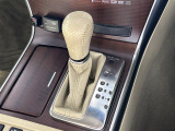 【シフトレバー】シフトの操作がしやすく快適なドライブを楽しんでいただけます!