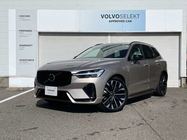 XC60 ウルトラ T6 AWD プラグイン ハイブリッド 4WD 
