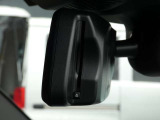 ETC2.0一体型の自動防眩機能付きバックミラー!後続車のヘッドライトの眩しさを自動で軽減してくれます!