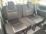 3列目シートはもちろん状態良好☆大人でもゆったりと座って頂けますので、大人数でのお出かけもラクラクです♪ご家族で、気の知れた仲間で、ドライブに行くのが楽しみですね♪