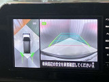 【アラウンドビューモニター】車を上から見下ろしているかのような映像で周囲の状況がひと目で確認、狭い駐車場に駐車するときも安心です♪