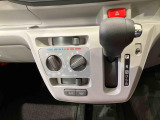 納車前にはプロのメカニックが、各部の点検を行います。ディーラーにしか出来ない品質、そしてサービスできっと満足していただけると思います!