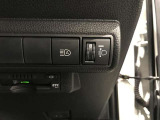 【オートマチックハイビーム】ハイビームとロービームを自動で変更し夜間の運転をサポートしてくれます。