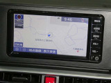 【7インチ純正ナビ】純正ナビを装備。タッチパネル式で使いやすく、詳細地図により目的地をピンポイントで設定できます。初めての道でも迷いにくく、ロングドライブも快適ですよ♪
