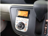 エアコンはオートエアコンで車内の温度も快適ですね☆
