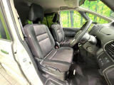 運転席シート廻りは使用感も少なく、良好な状態となっています。丁寧に使われていたことがよくわかりますね。