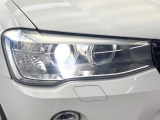 ●LEDヘッドライト:夜間走行時も良好な視界を確保し安心して運転できる高輝度LEDヘッドライトを装備!点灯速度が早く、消費電力も抑えられています。