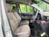 運転席シート廻りは使用感も少なく、良好な状態となっています。丁寧に使われていたことがよくわかりますね。
