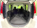普段のお買い物や通勤、送迎等に十分な荷室スペースを確保しております。セカンドシートを倒すと、大きな荷物の積載も可能です♪