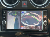 アラウンドビューモニター。運転席からは見えにくい左下も確認できるので安心☆