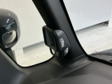停車時や発進時、対向車とのすれ違いや路肩に寄せる時など、車両左側前方を確認するときに役立ちます♪