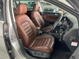◆LIBERALAは、輸入車選びの新たなスタイルを提案するインポート・セレクト・ブランドです。オーナー様となる方がクルマから直接感じる感性を第一にした、最良の一台との出会いをコーディネートいたします。