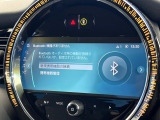●Bluetooth:お手持ちのスマートフォンなどと接続し、ハンズフリー通話や臨場感溢れるミュージック再生をお楽しみいただけます。無線接続ですので煩わしさもありません♪