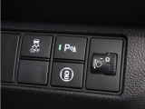 ◆障害物センサー◆車庫入れの時などに近くに障害物がある場合、障害物までの距離を音で知らせてくれます。