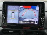 駐停車には便利なアラウンドビューモニター搭載。サイドモニターの切り替えも可能です。