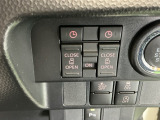 パワースライドドアの開閉はスマートキーのリモコンやドアノブは勿論、運転席側のスイッチ操作でも開閉ができ、安全・簡単です